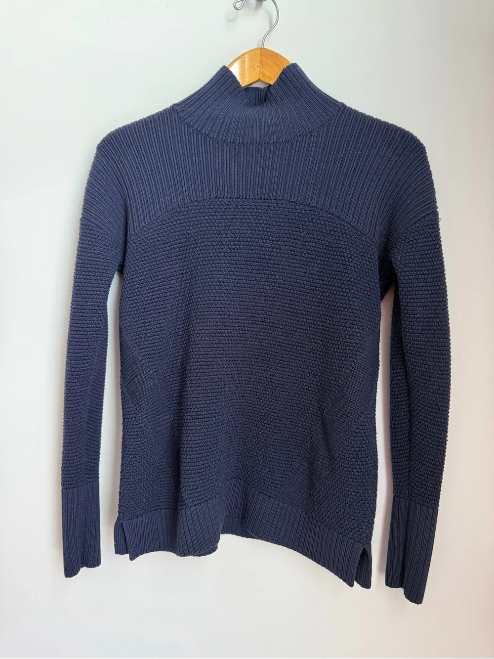 Lululemon Warm & Restore Mock Neck Wool Knit Sweater Size 6 Blue - Picture 2 of 11